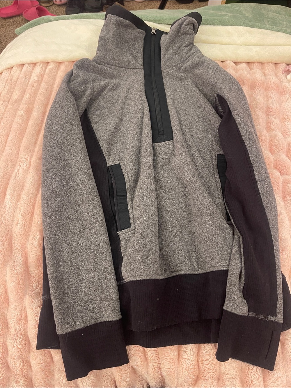 lululemon athletica Gray and Black Half-Zip Pullover Sweater